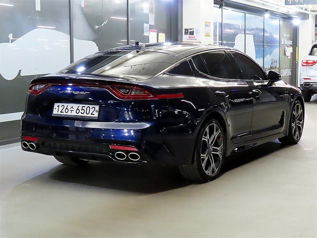 기아 스팅어 가솔린 2.0 터보 2WD 플래티넘 이미지 4
