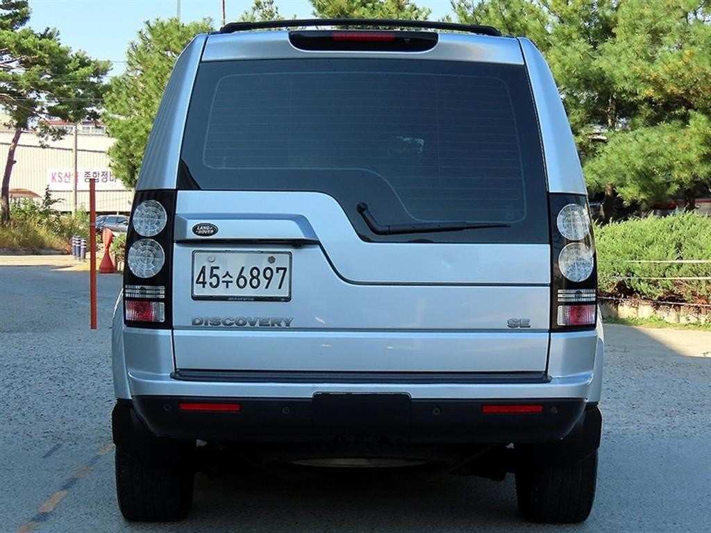 랜드로버 디스커버리 디스커버리4 3.0 SDV6 SE 이미지 4