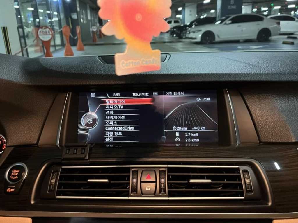 BMW 5시리즈 5시리즈 (F10) 528i 이미지 9