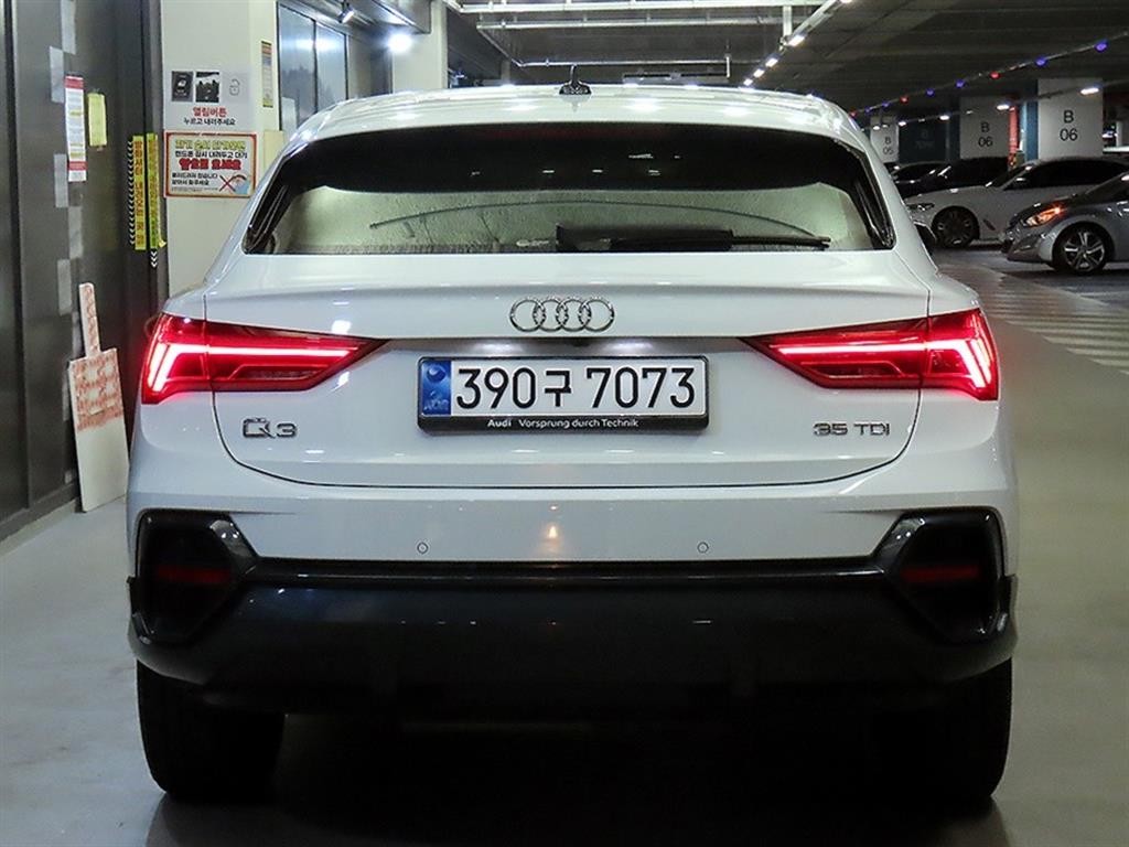 아우디 Q3 Q3 (F3) 35 TDI 스포트백 이미지 5