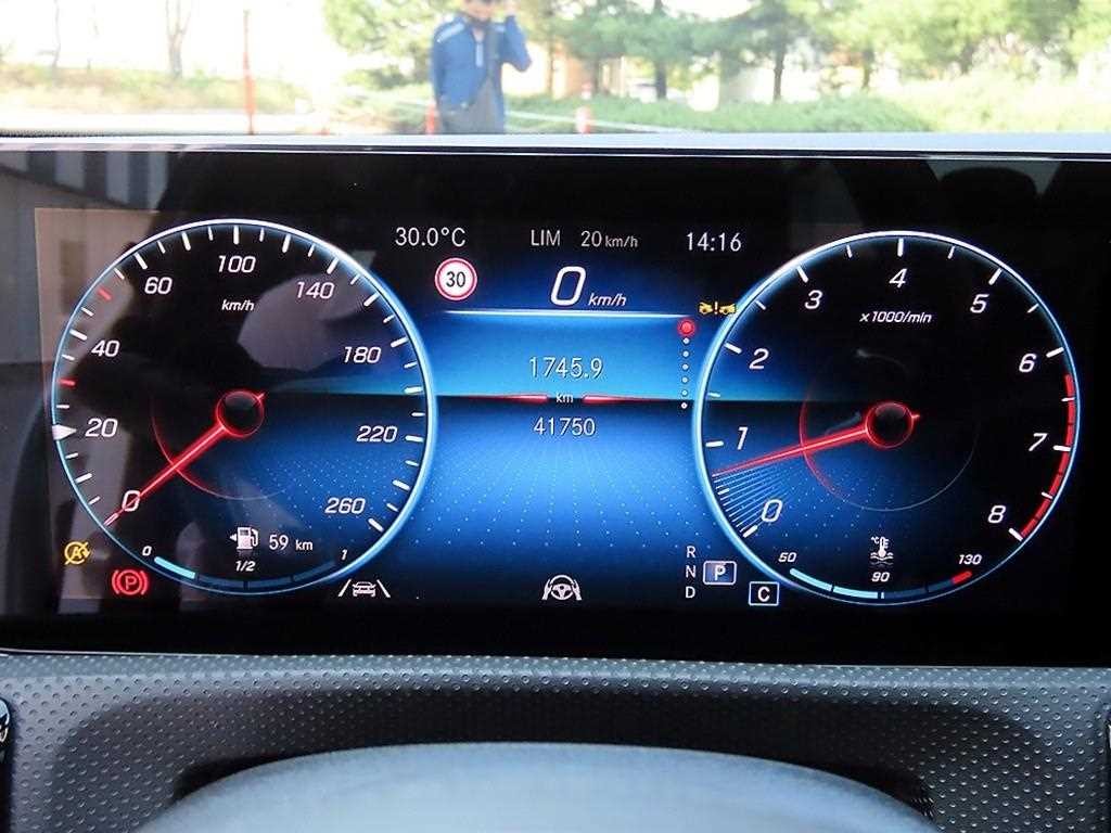 벤츠 CLA 클래스 CLA클래스 C118 CLA 250 4MATIC 이미지 9