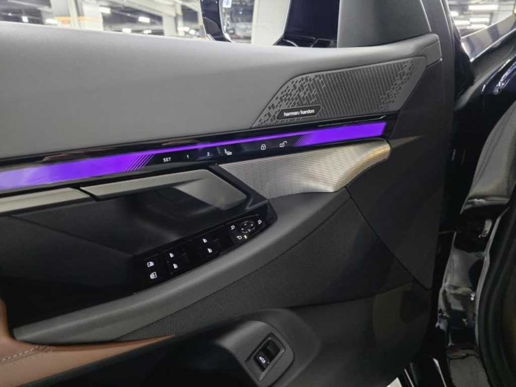 BMW 5시리즈 5시리즈 (G60) 530i xDrive M 스포츠 이미지 10
