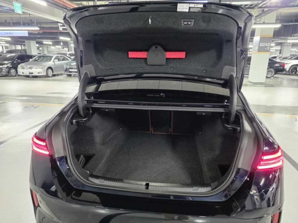 BMW 5시리즈 5시리즈 (G60) 530i xDrive M 스포츠 이미지 17