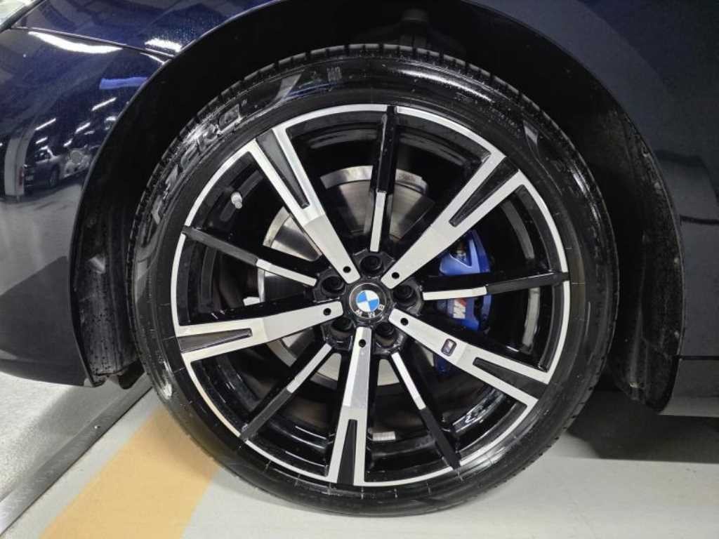 BMW 5시리즈 5시리즈 (G60) 530i xDrive M 스포츠 이미지 18