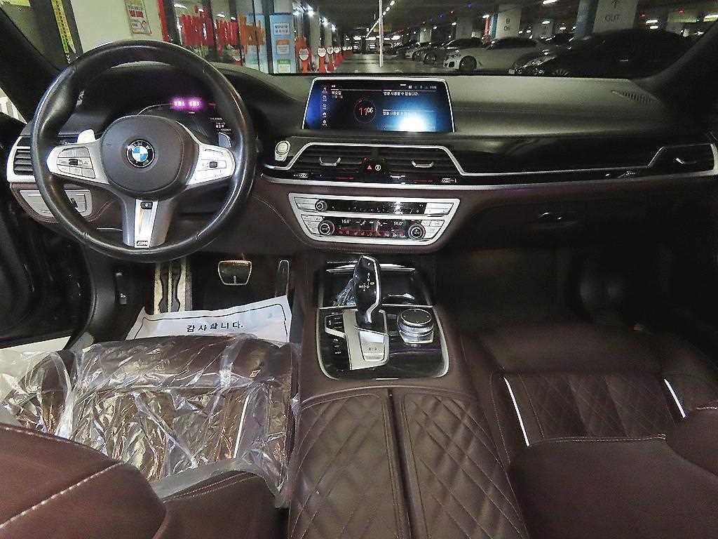BMW 7시리즈 7시리즈 (G11) 740Li xDrive M SPORT 스포츠 이미지 10