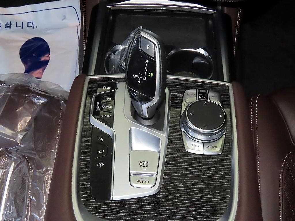 BMW 7시리즈 7시리즈 (G11) 740Li xDrive M SPORT 스포츠 이미지 12