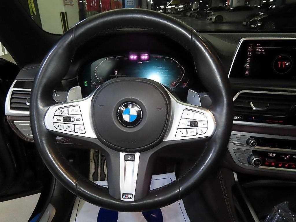 BMW 7시리즈 7시리즈 (G11) 740Li xDrive M SPORT 스포츠 이미지 8