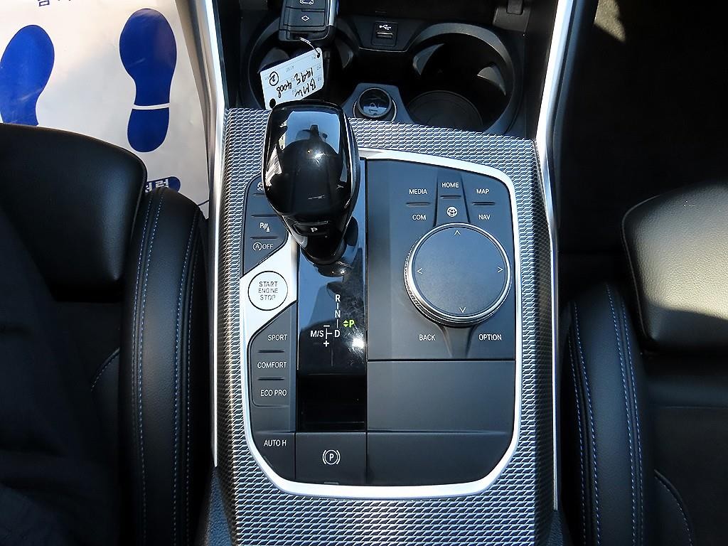 BMW 3시리즈 3시리즈 (G20) 320d M 스포츠 이미지 10