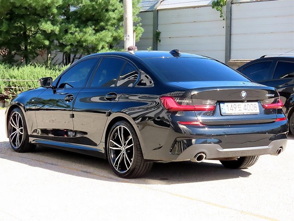 BMW 3시리즈 3시리즈 (G20) 320d M 스포츠 이미지 3
