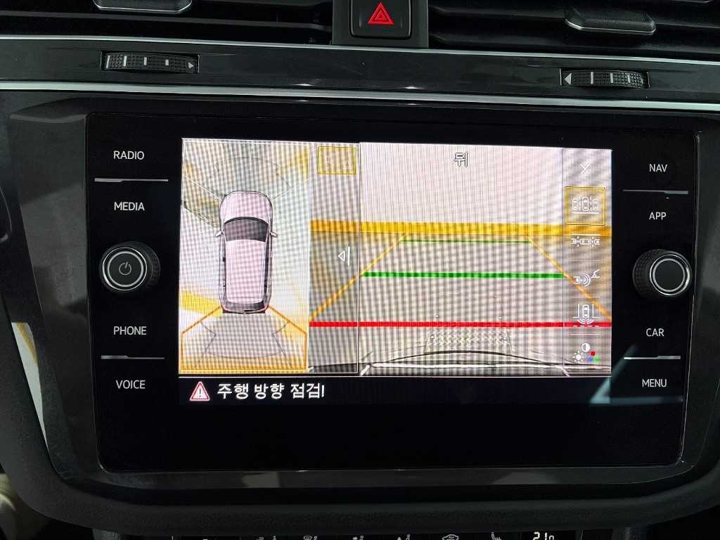 폭스바겐 티구안 티구안(2세대) 2.0 TDI 이미지 17