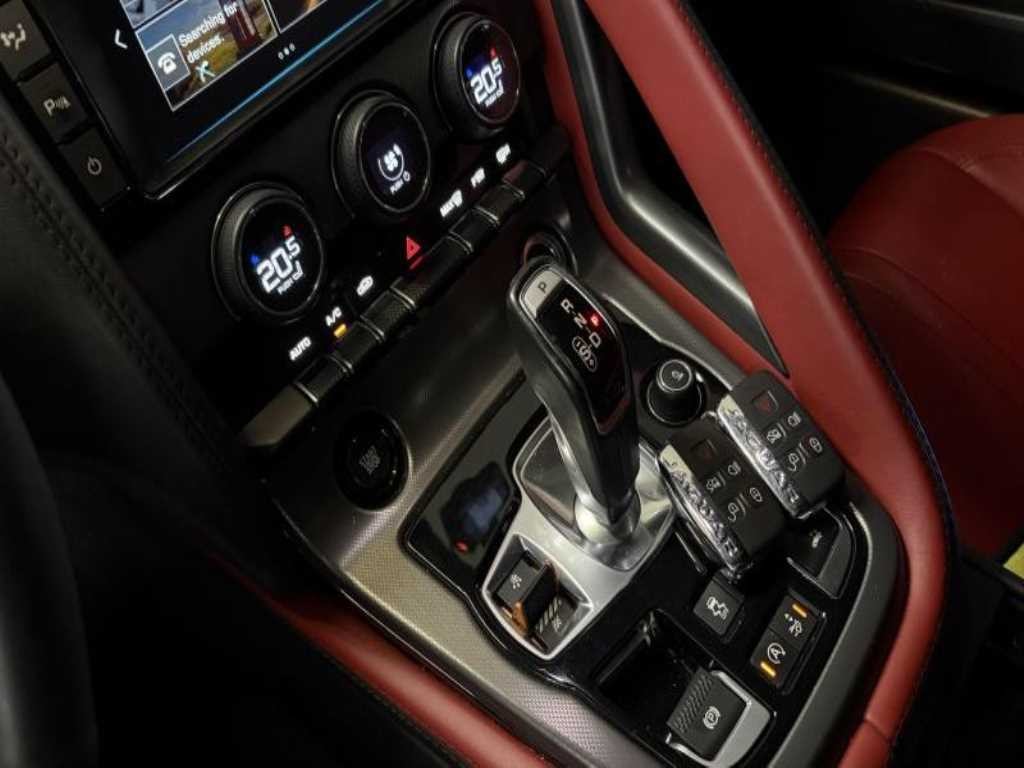 재규어 F-TYPE 3.0 S 컨버터블 이미지 11