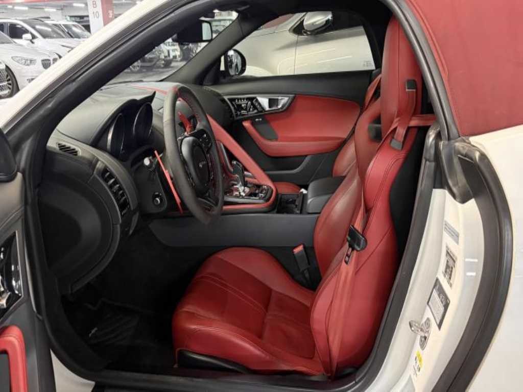 재규어 F-TYPE 3.0 S 컨버터블 이미지 6