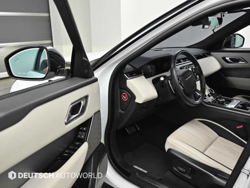 랜드로버 레인지로버 벨라 2.0 D240 R-다이나믹 SE 이미지 11