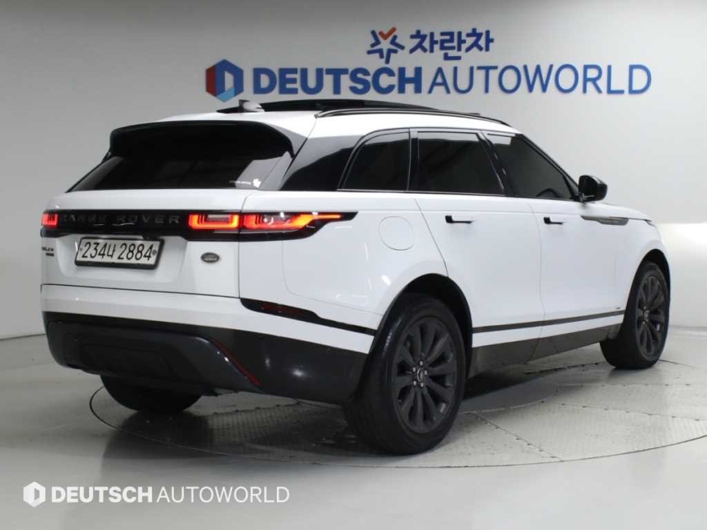 랜드로버 레인지로버 벨라 2.0 D240 R-다이나믹 SE 이미지 2
