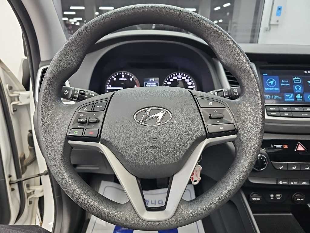 현대 투싼 올뉴투싼 디젤 2.0 2WD 스타일 이미지 9