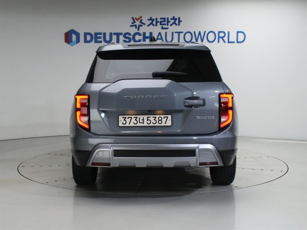 KG모빌리티(쌍용) 토레스 1.5 GDI-T 2WD T5 이미지 4