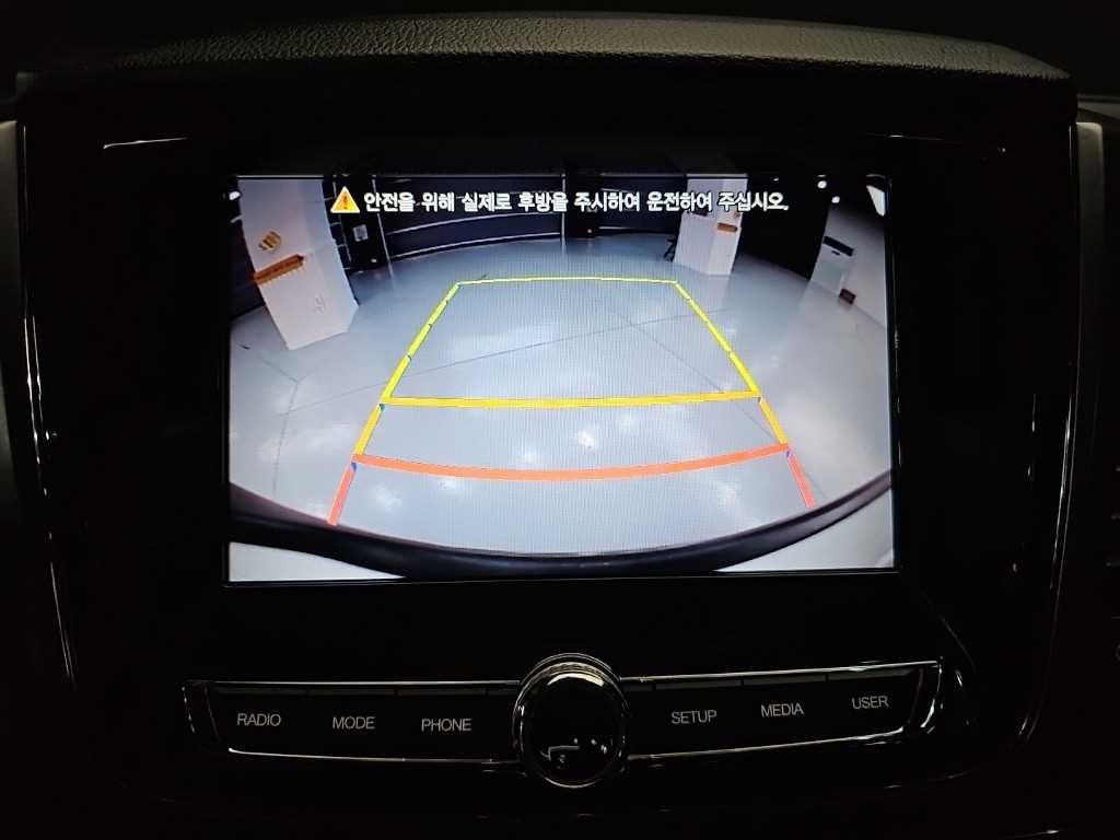KG모빌리티(쌍용) 렉스턴 더 뉴 렉스턴 스포츠 칸 디젤 2.2 4WD 프레스티지 이미지 15