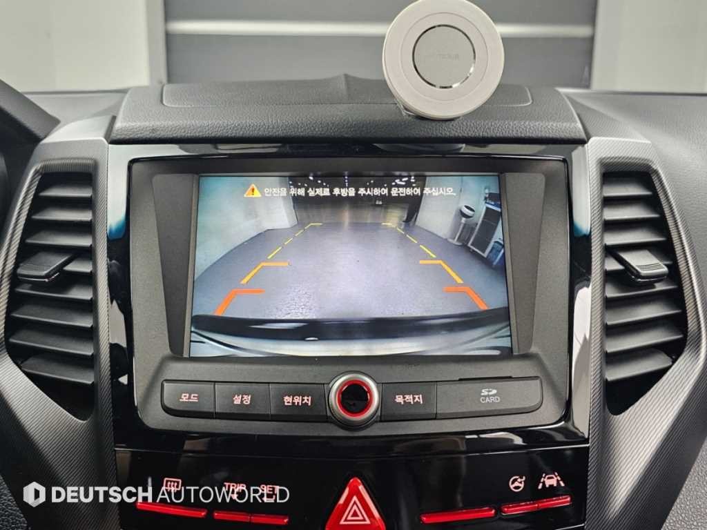 KG모빌리티(쌍용) 티볼리 디젤 2WD 1.6 LX 이미지 15