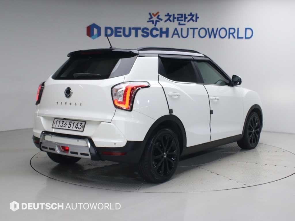 KG모빌리티(쌍용) 티볼리 디젤 2WD 1.6 LX 이미지 2