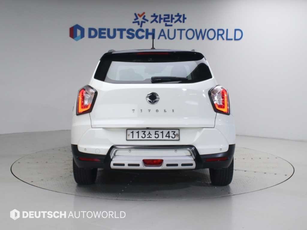 KG모빌리티(쌍용) 티볼리 디젤 2WD 1.6 LX 이미지 4