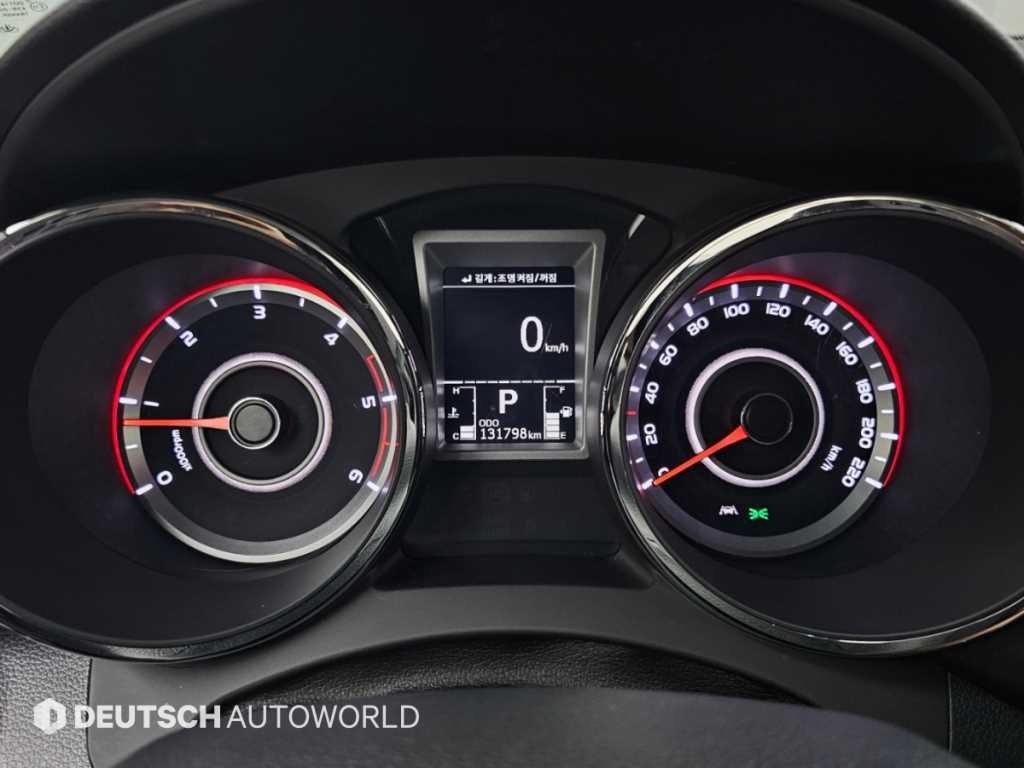 KG모빌리티(쌍용) 티볼리 디젤 2WD 1.6 LX 이미지 8
