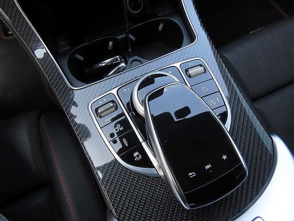 벤츠 C 클래스 C클래스 W205 C43 AMG 4MATIC 쿠페 이미지 13