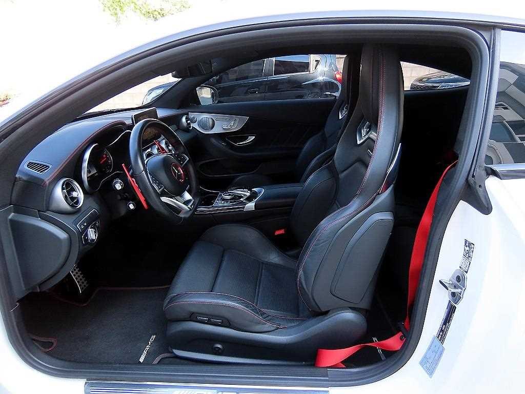 벤츠 C 클래스 C클래스 W205 C43 AMG 4MATIC 쿠페 이미지 5