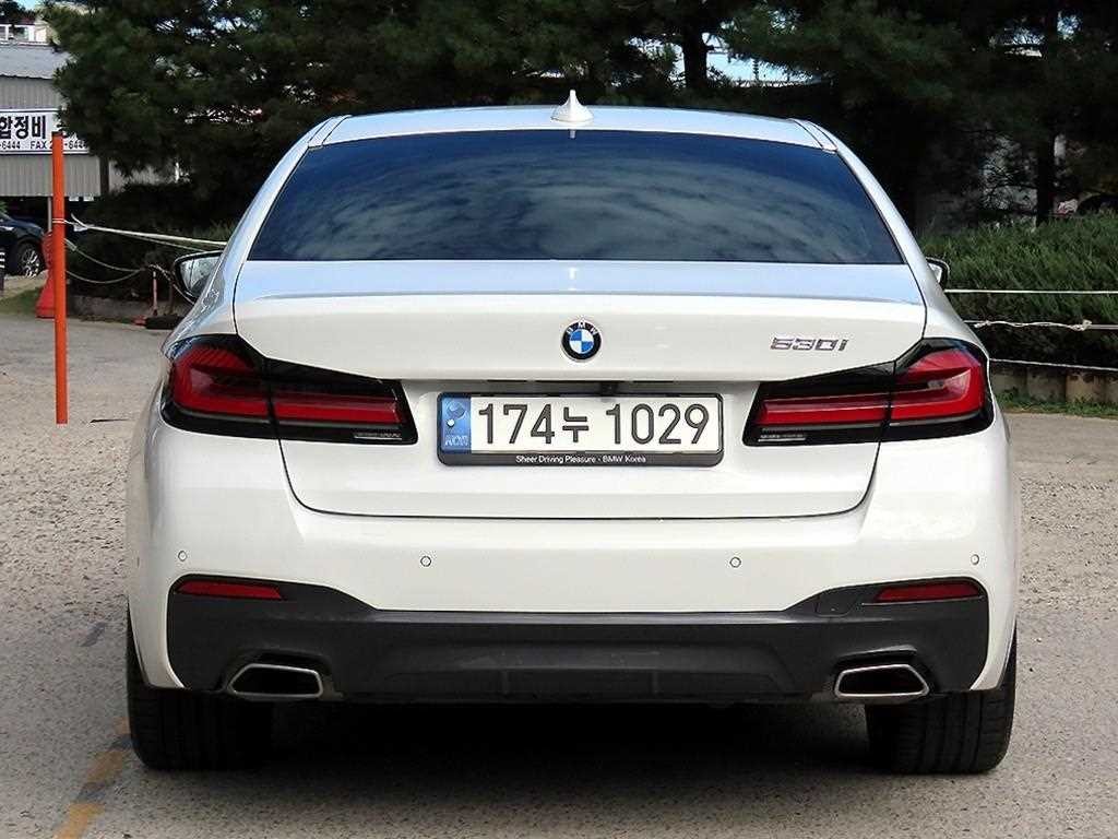 BMW 5시리즈 5시리즈 (G30) 530i M 스포츠 이미지 4