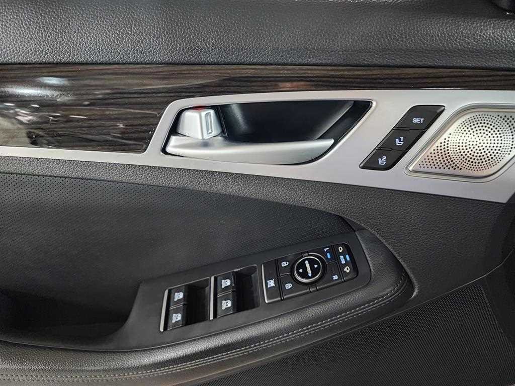 제네시스 G80 3.3 GDI AWD 프리미엄 럭셔리 이미지 11
