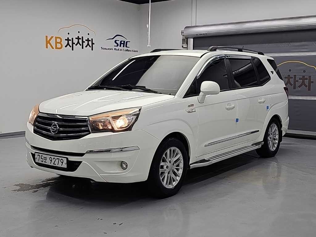 KG모빌리티(쌍용) 코란도 코란도투리스모 4WD RT 11인승 이미지 1