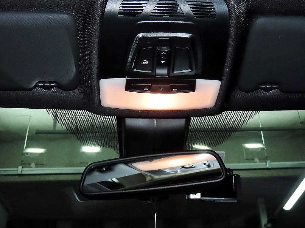 BMW 3시리즈 3시리즈 (F30) 320d M 스포츠 이미지 15