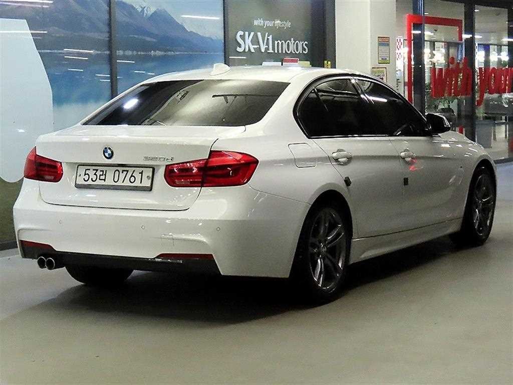 BMW 3시리즈 3시리즈 (F30) 320d M 스포츠 이미지 4