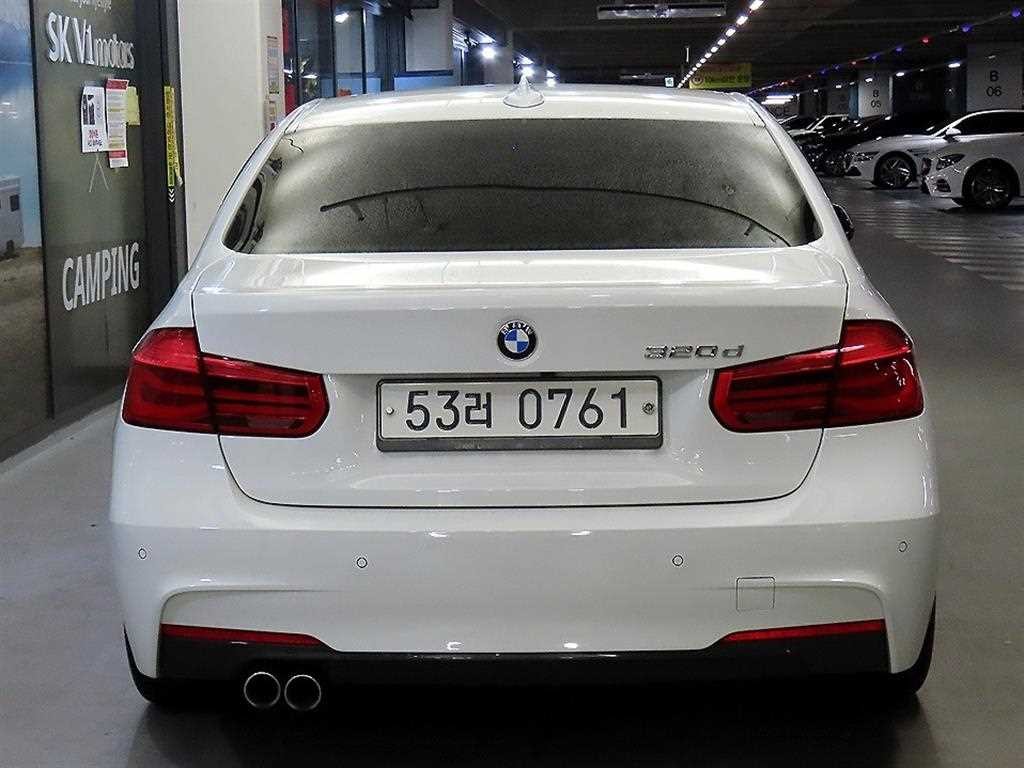 BMW 3시리즈 3시리즈 (F30) 320d M 스포츠 이미지 5