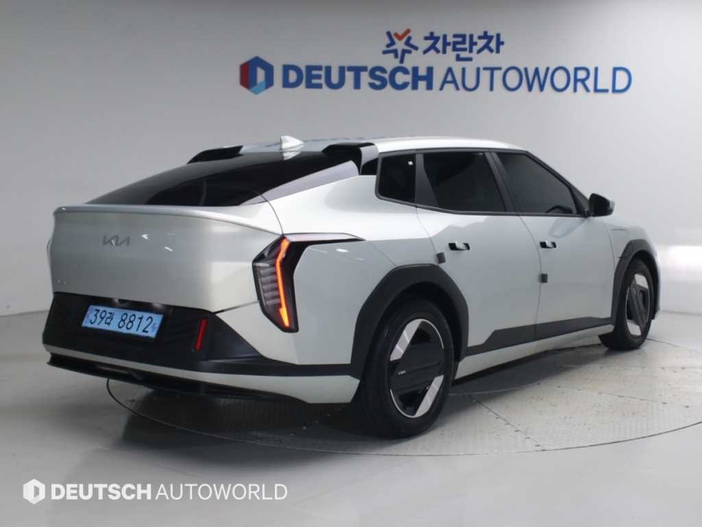 기아 EV4 롱레인지 2WD 에어 이미지 2
