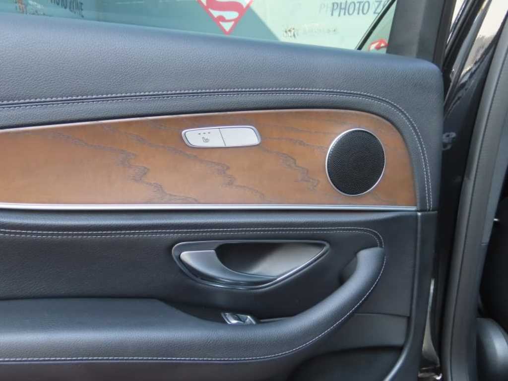 벤츠 E 클래스 E-클래스 W213 E220d 4MATIC 익스클루시브 이미지 7