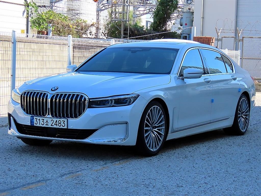 BMW 7시리즈 7시리즈 (G11) 730Ld xDrive 디자인 퓨어 엑설런스 이미지 2