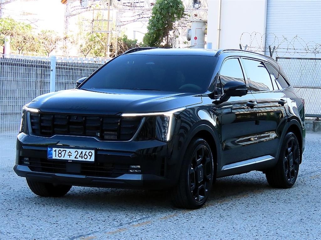 기아 쏘렌토 더 뉴 쏘렌토 4세대 가솔린 2.5T 4WD 시그니처 그래비티 이미지 2