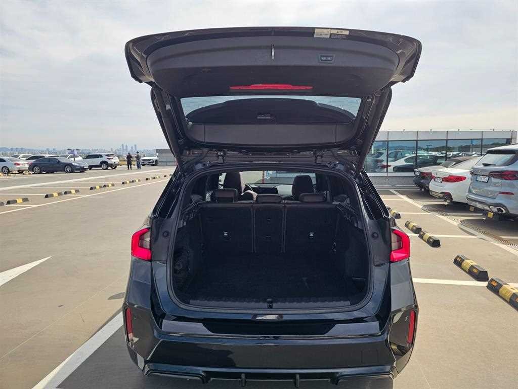BMW X1 X1 (U11) sDrive 20i M 스포츠 이미지 18