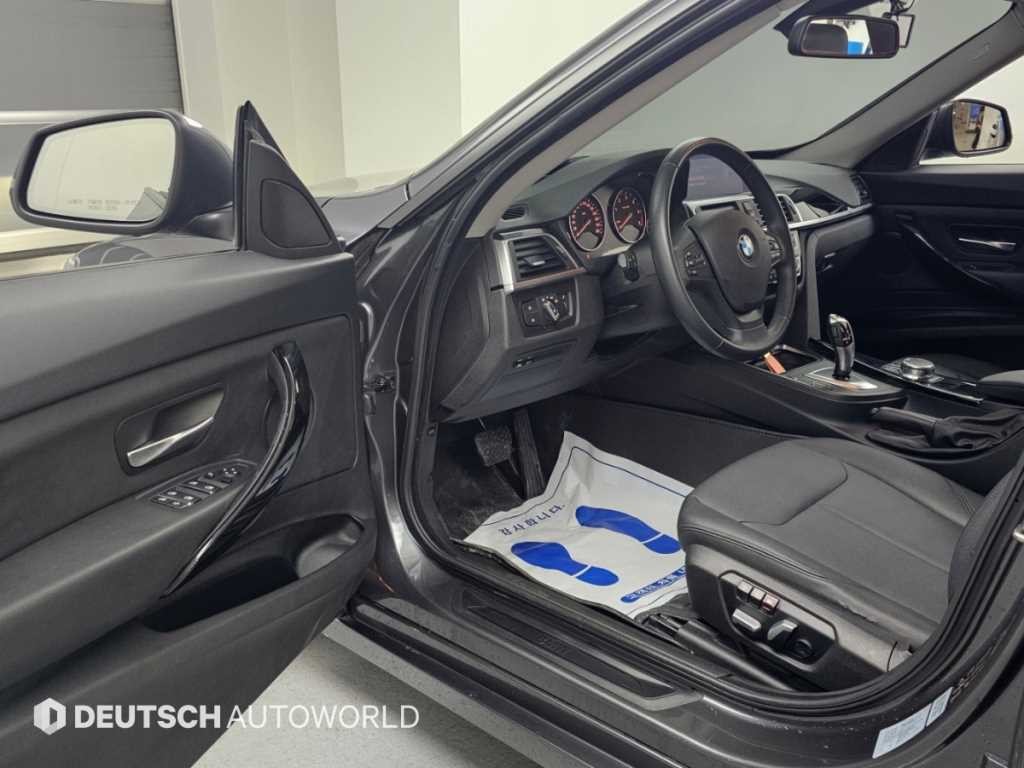 BMW 그란투리스모 3시리즈 GT (F34) GT 320D xDrive 이미지 11