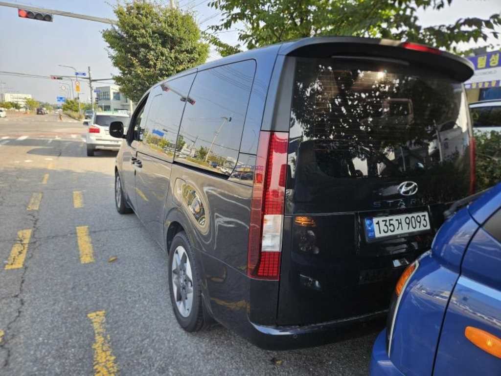 현대 스타리아 2WD 디젤 투어러 모던 9인승 이미지 3