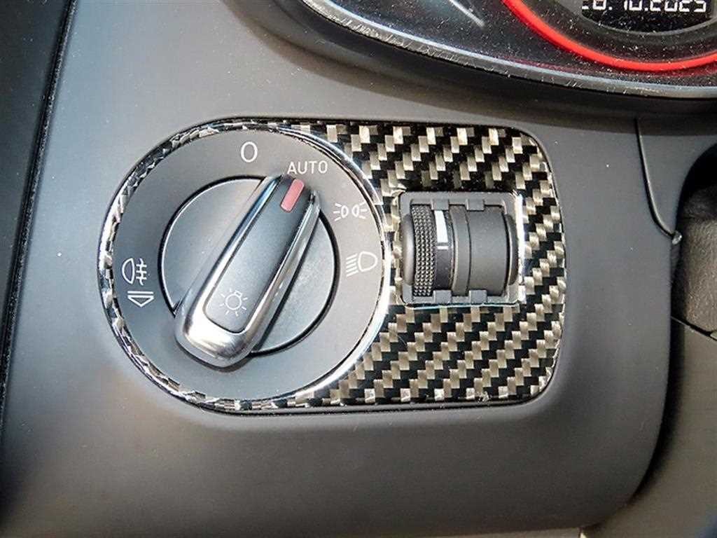 아우디 R8 5.2 V10 쿠페 이미지 12