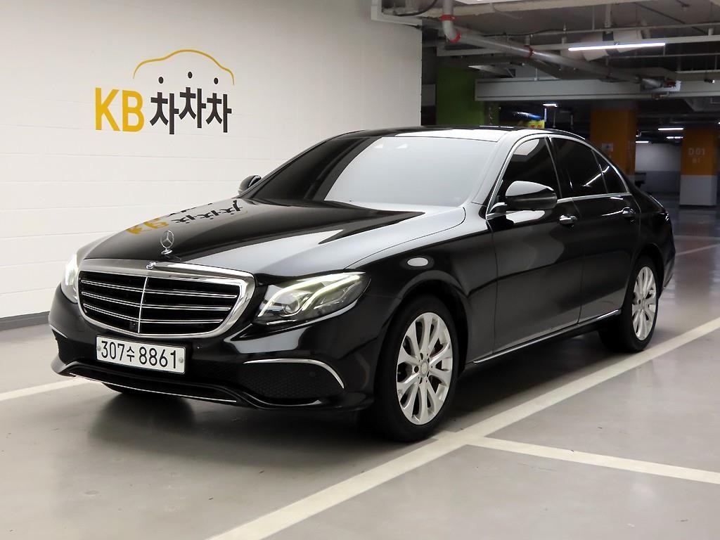 벤츠 E 클래스 E-클래스 W213 E300 4MATIC 익스클루시브 이미지 2