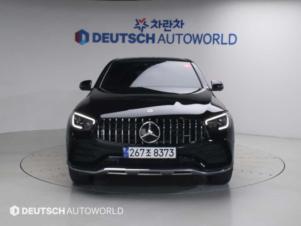 벤츠 GLC 클래스 GLC클래스 X253 GLC 300 4MATIC 쿠페 이미지 3