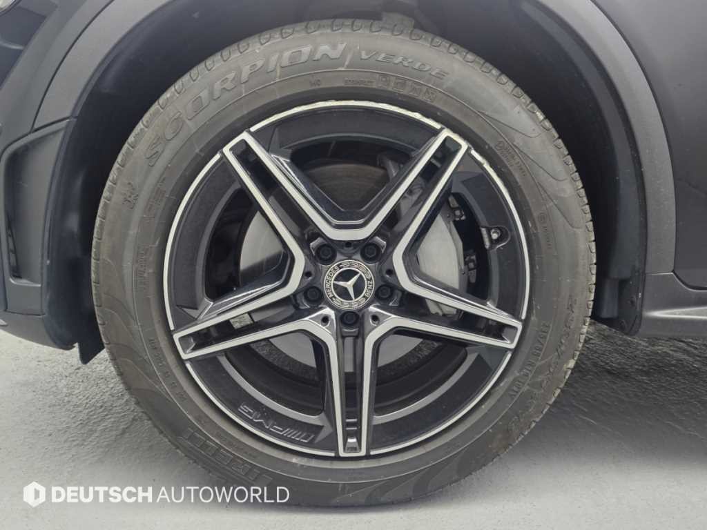 벤츠 GLC 클래스 GLC클래스 X253 GLC 300 4MATIC 쿠페 이미지 5