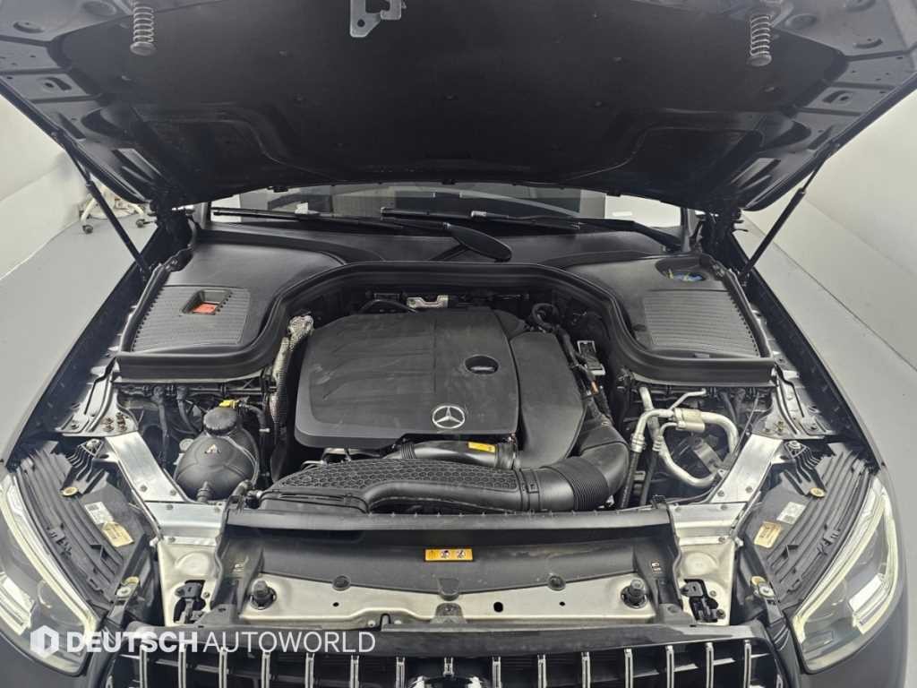 벤츠 GLC 클래스 GLC클래스 X253 GLC 300 4MATIC 쿠페 이미지 6