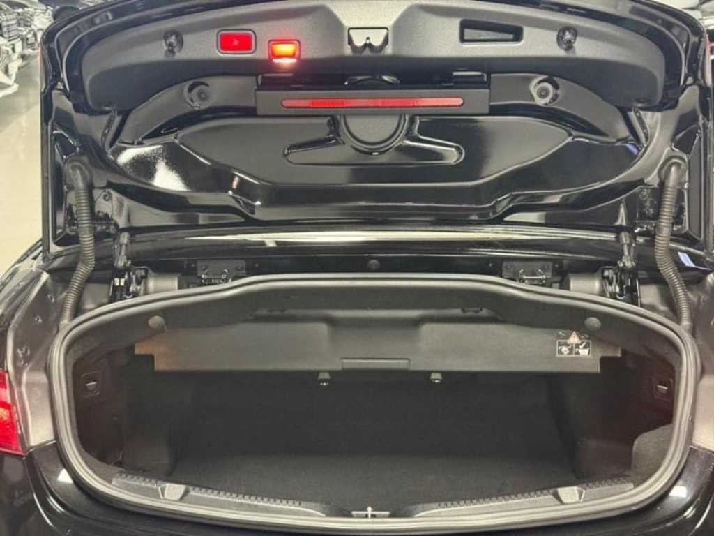 벤츠 E 클래스 E-클래스 W213 E220d 카브리올레 이미지 18