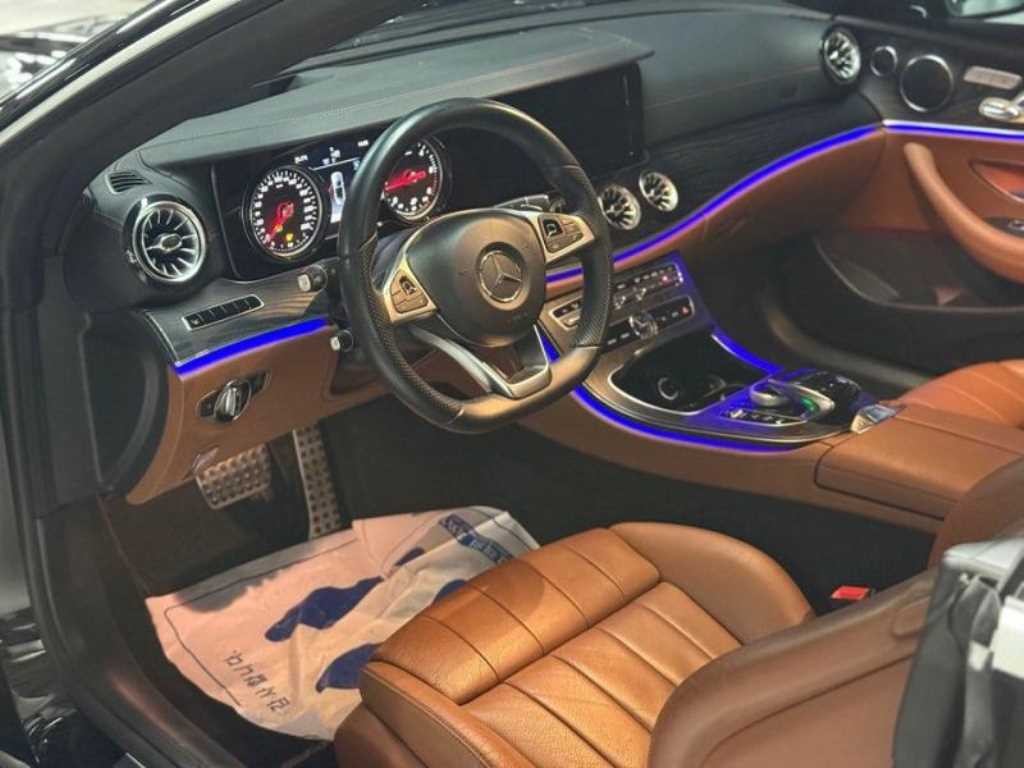 벤츠 E 클래스 E-클래스 W213 E220d 카브리올레 이미지 5