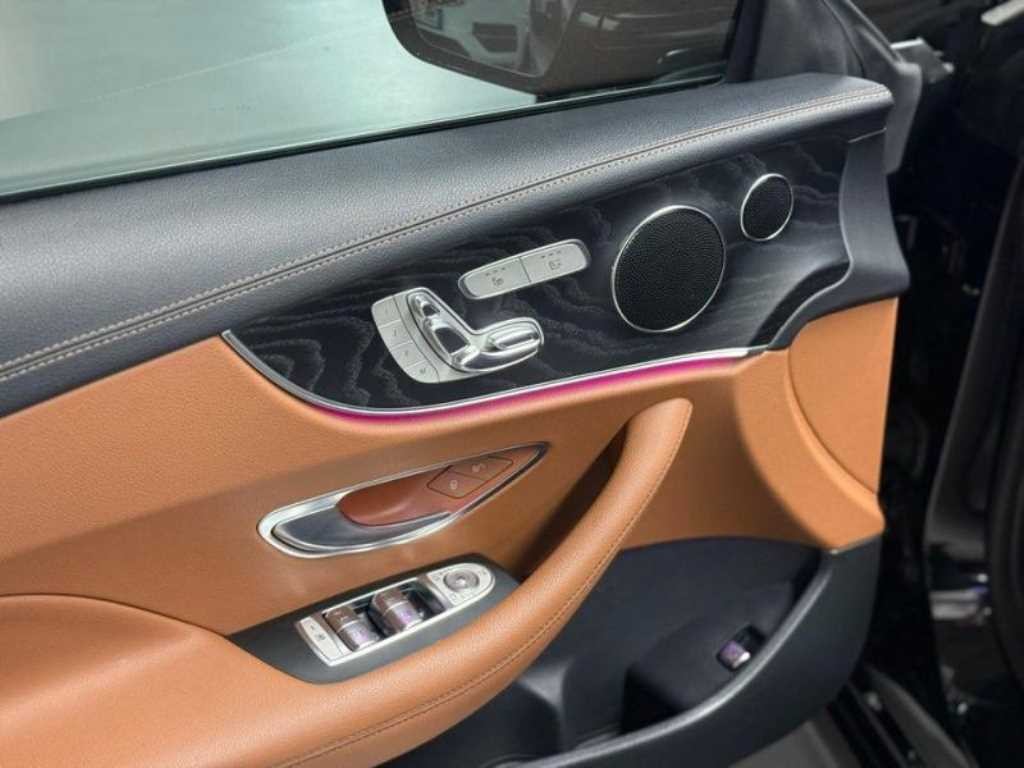 벤츠 E 클래스 E-클래스 W213 E220d 카브리올레 이미지 7