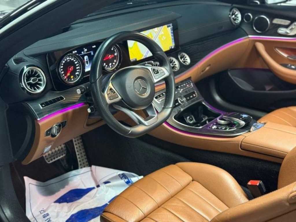 벤츠 E 클래스 E-클래스 W213 E220d 카브리올레 이미지 8