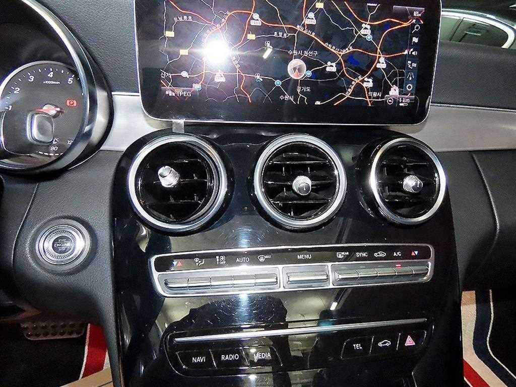 벤츠 C 클래스 C클래스 W205 C200 카브리올레 이미지 12